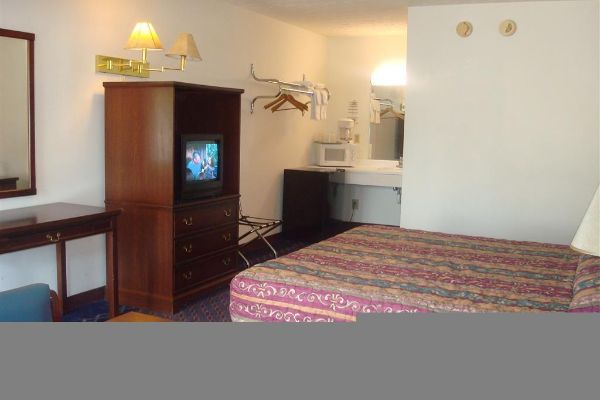 PARAGON INN HILLSBORO (Hillsboro)